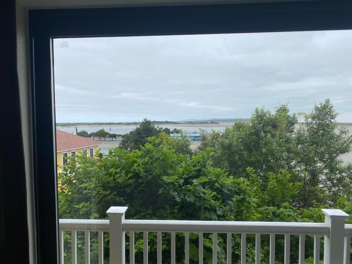 Bandon Inn Bagian luar foto